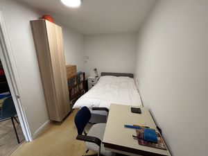 Photo 16- click for photo gallery